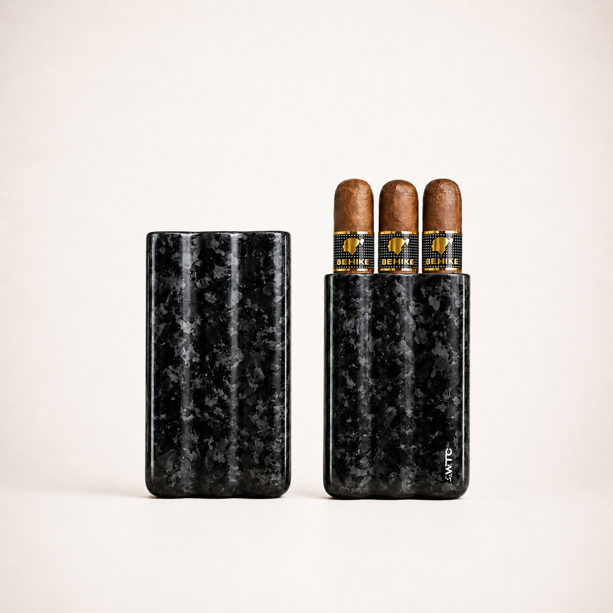 Forged Carbon Fiber Cigar Case, 3 Tube · Nordschleife