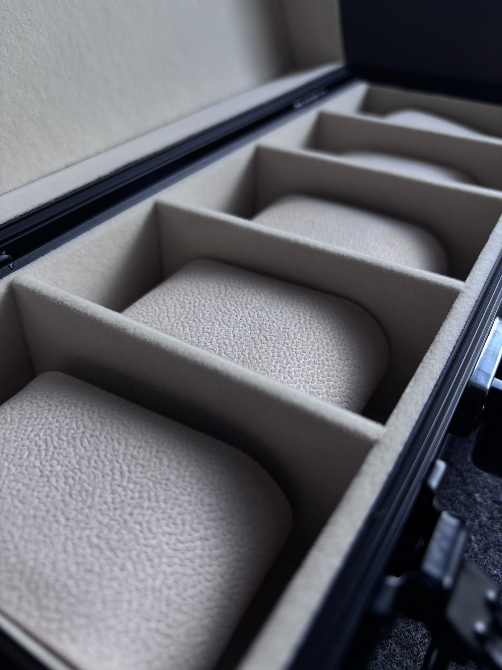 Carbon Fiber Watch Box · Monza