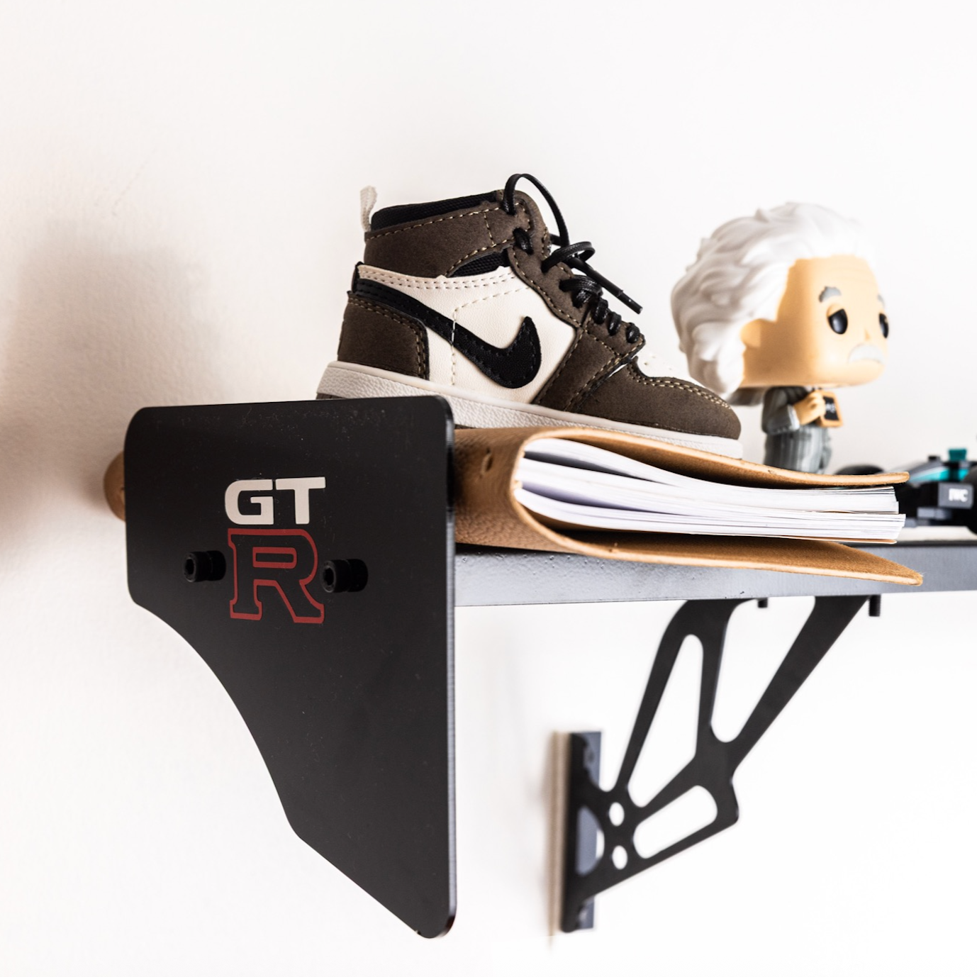 ⚡ StealthR Spoiler Shelf